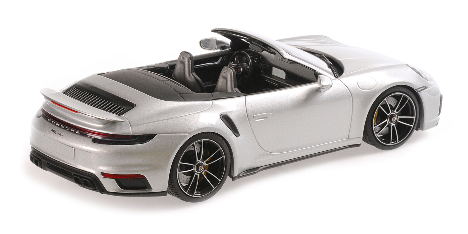 PORSCHE 911 (992)  TURBO S CABRIOLET - 2020 - SILVER