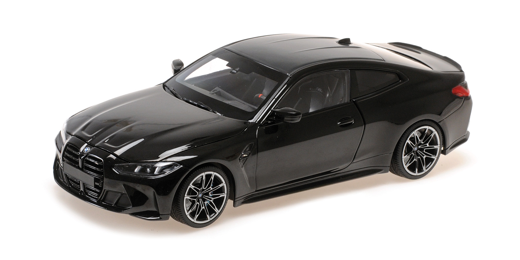 BMW M4 - 2024 - BLACK METALLIC