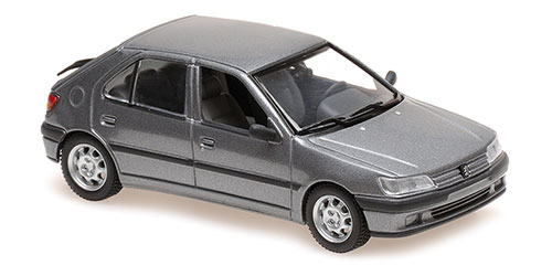 PEUGEOT 306 4-DOOR - 1995 - SILVER