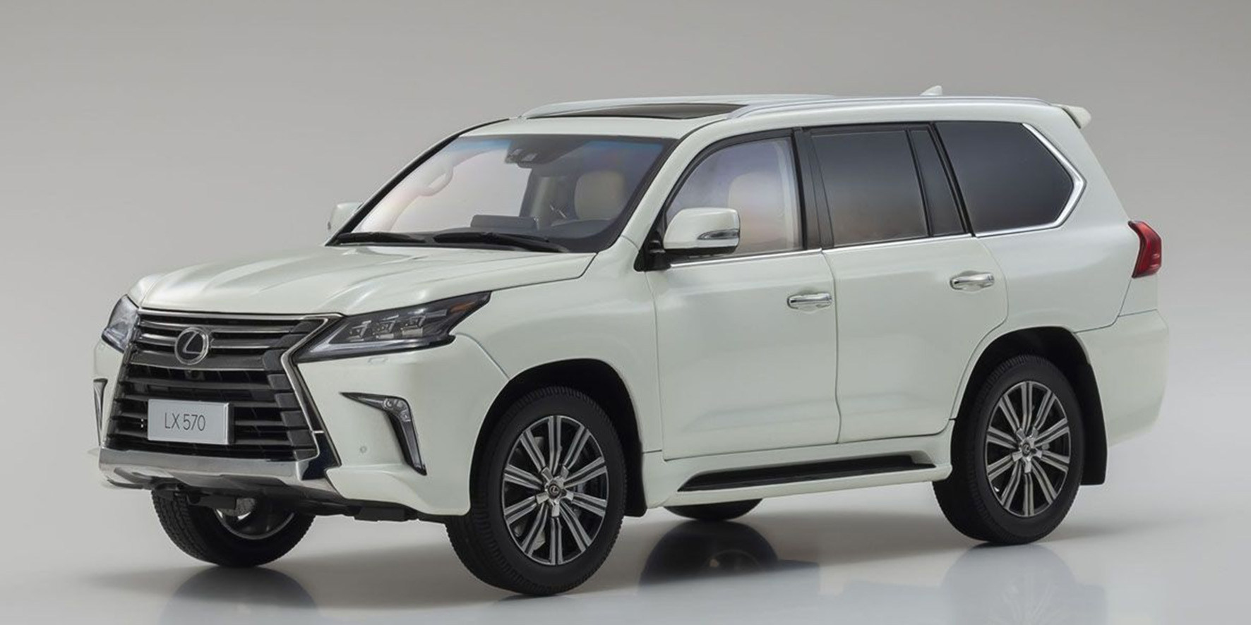 LEXUS LX570 - SONIC QUARTS (08955SQ)