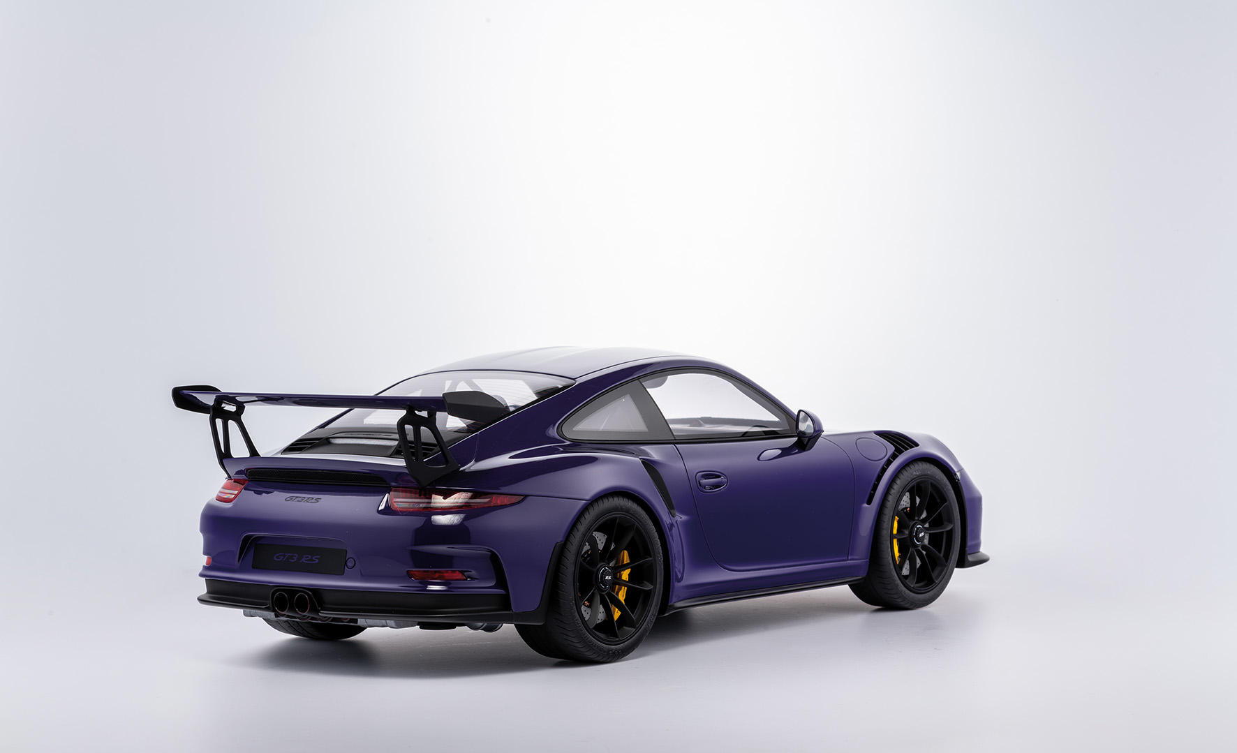 PORSCHE 911 (991.1) GT3RS - 2016 - ULTRAVIOLETT (99)