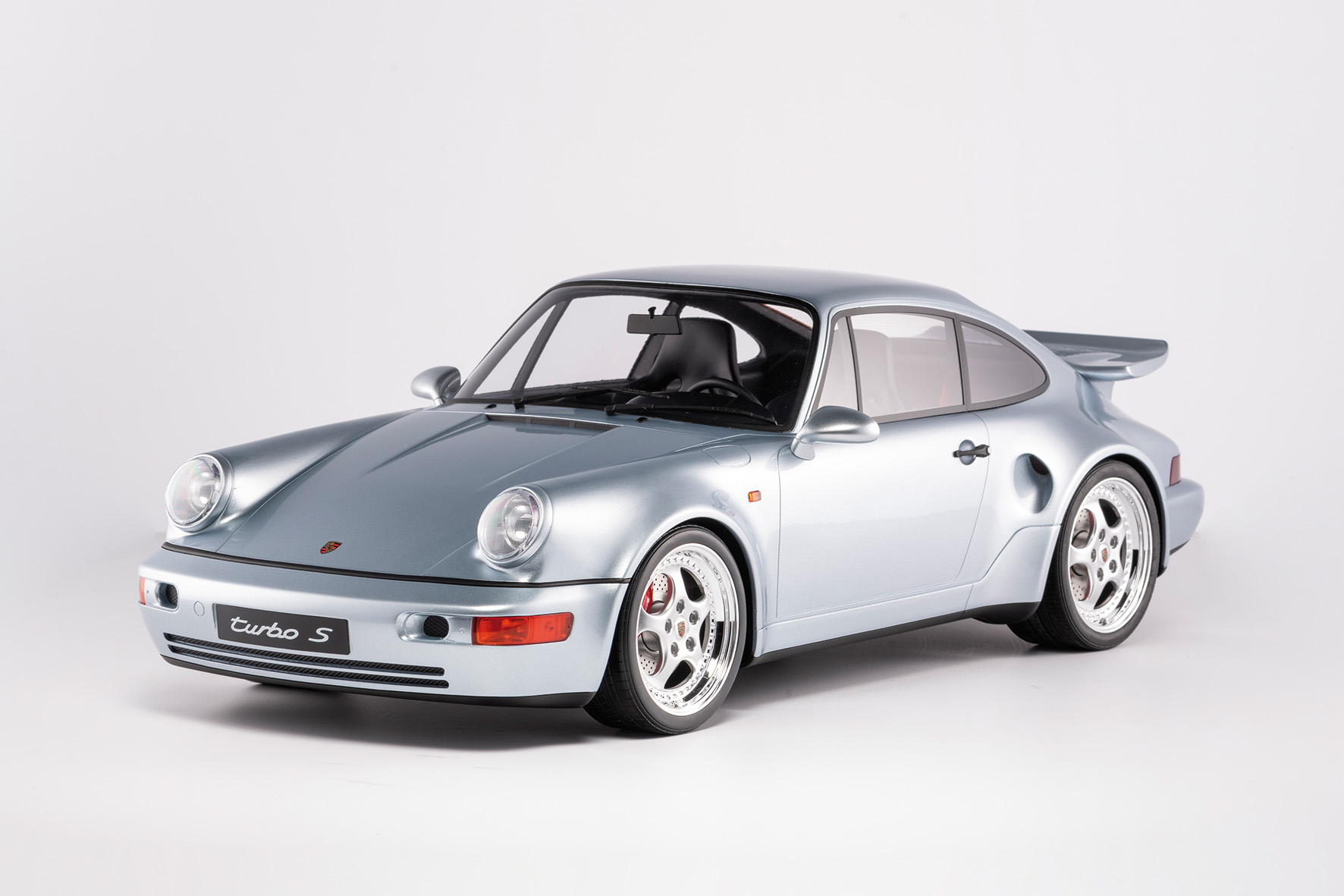 PORSCHE 911 (964) TURBO S - 1992 - POLARSILBER
