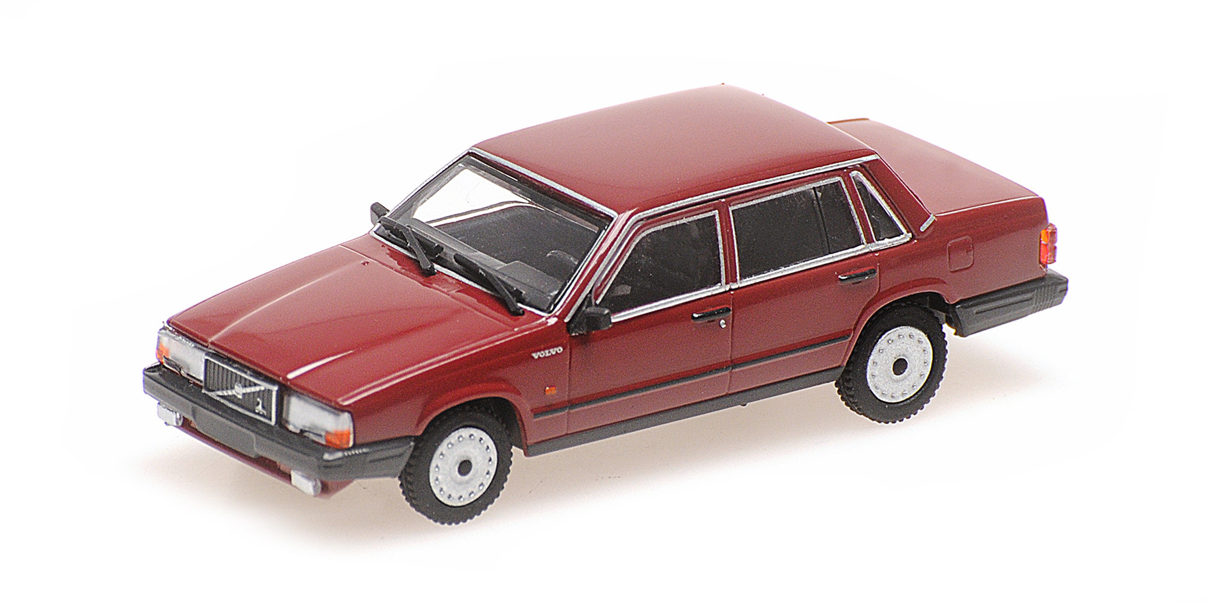 VOLVO 740 GL - 1986 - DARK RED