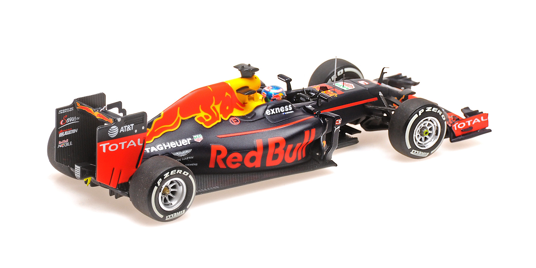 RED BULL RACING TAG HEUER RB12 - DANIEL RICCIARDO - SPANISH GP 2016