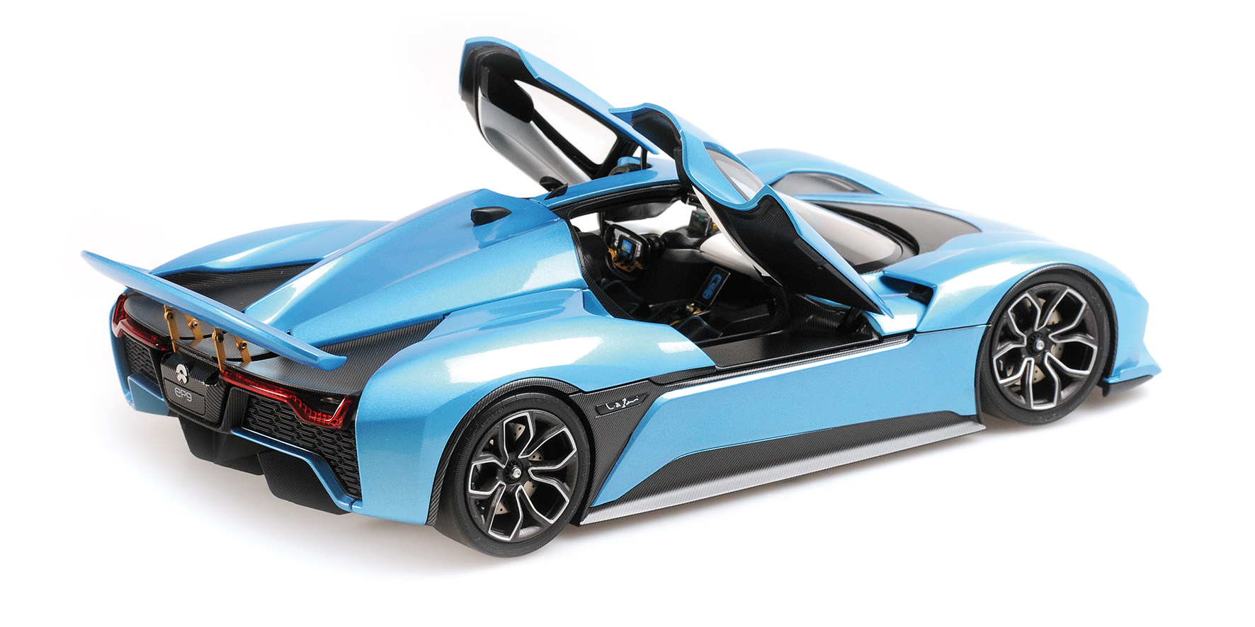 NIO EP9 - 2017 - LIGHT BLUE