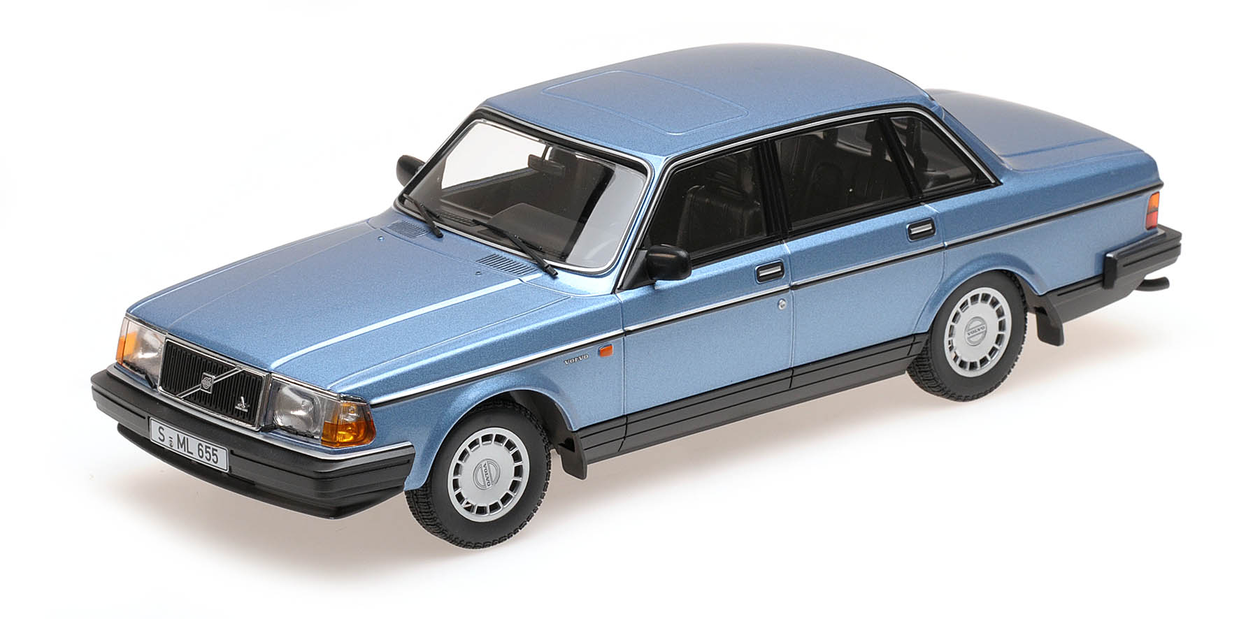 VOLVO 240 GL - 1986 - BLUE METALLIC