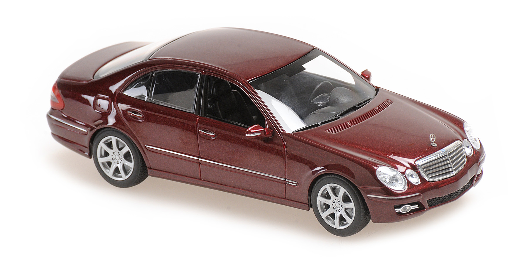 MERCEDES-BENZ E-CLASS (W211) - 2006 - DARK RED METALLIC