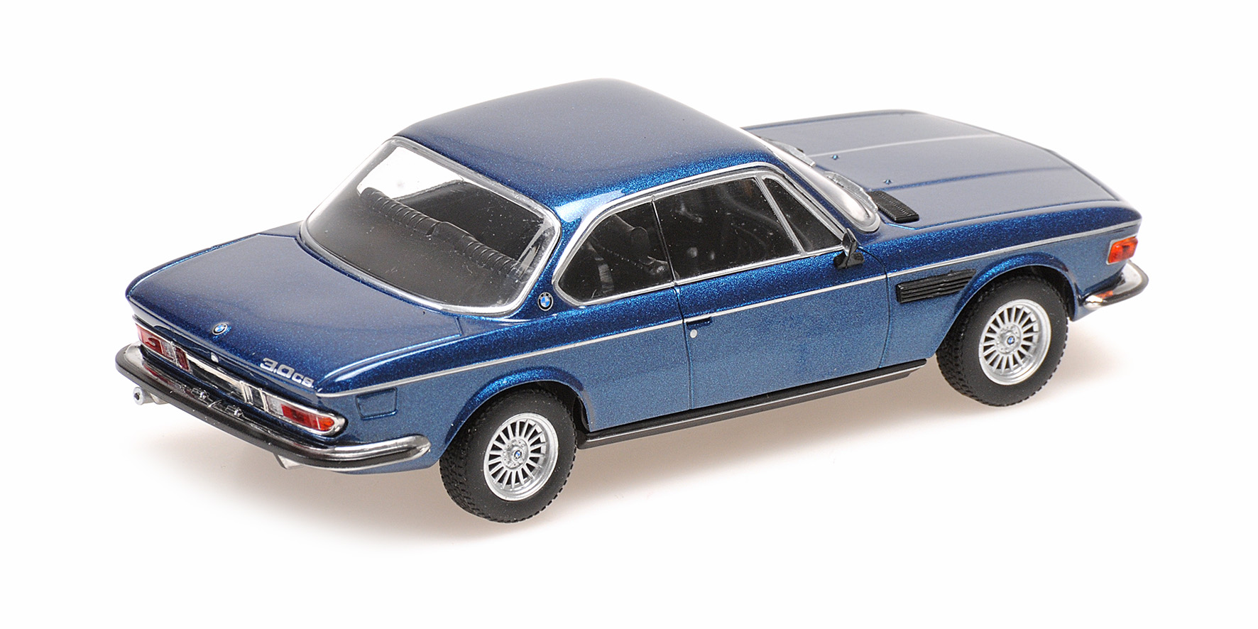 BMW 3.0 CS - 1968 - BLUE METALLIC