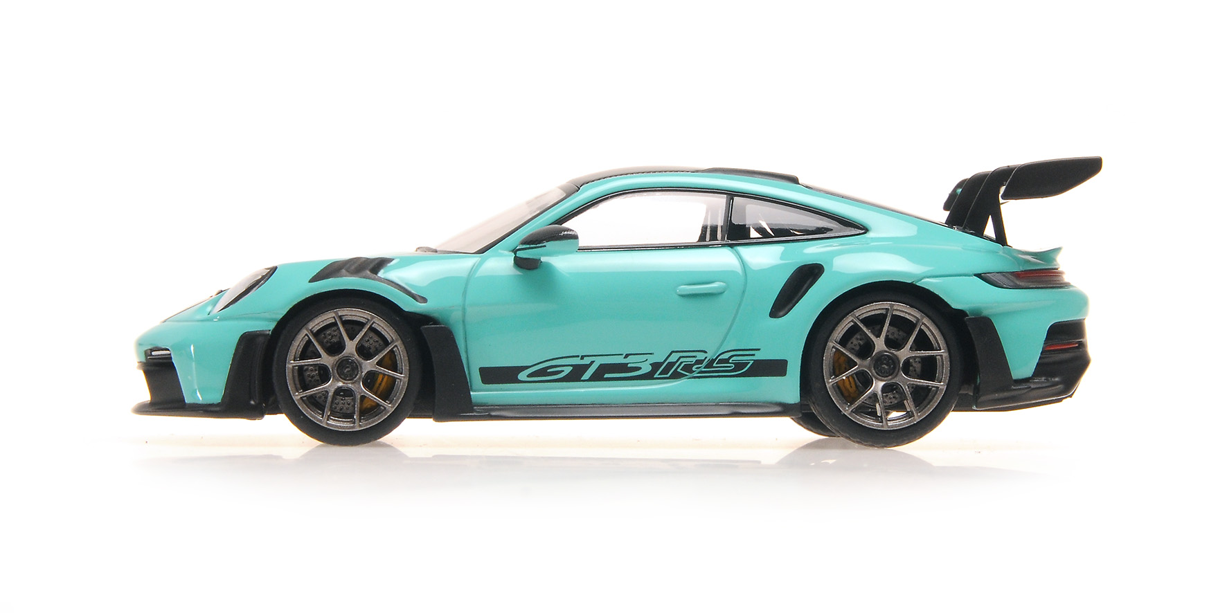 PORSCHE 911 (992) GT3RS - 2024 - GREEN W DARKSILVER WHEELS