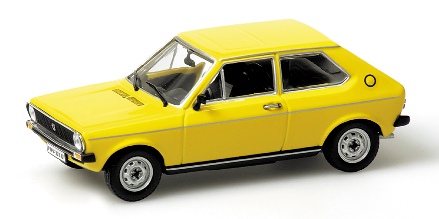 VOLKSWAGEN POLO - 1975 - YELLOW