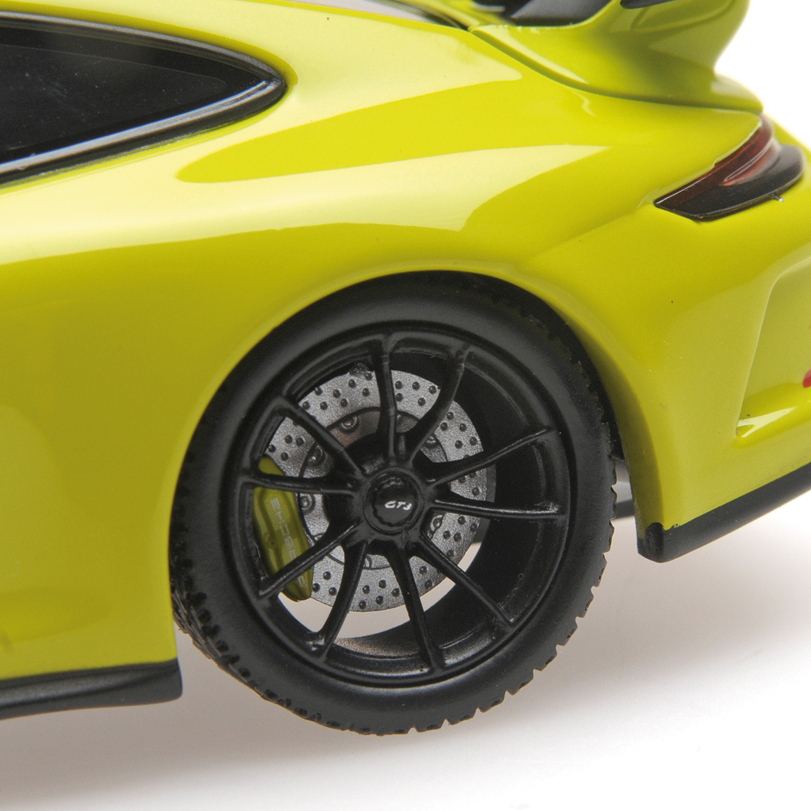 PORSCHE 911 GT3 - 2017 - GREEN - EXCLUSIVE FOR MINICHAMPS.DE
