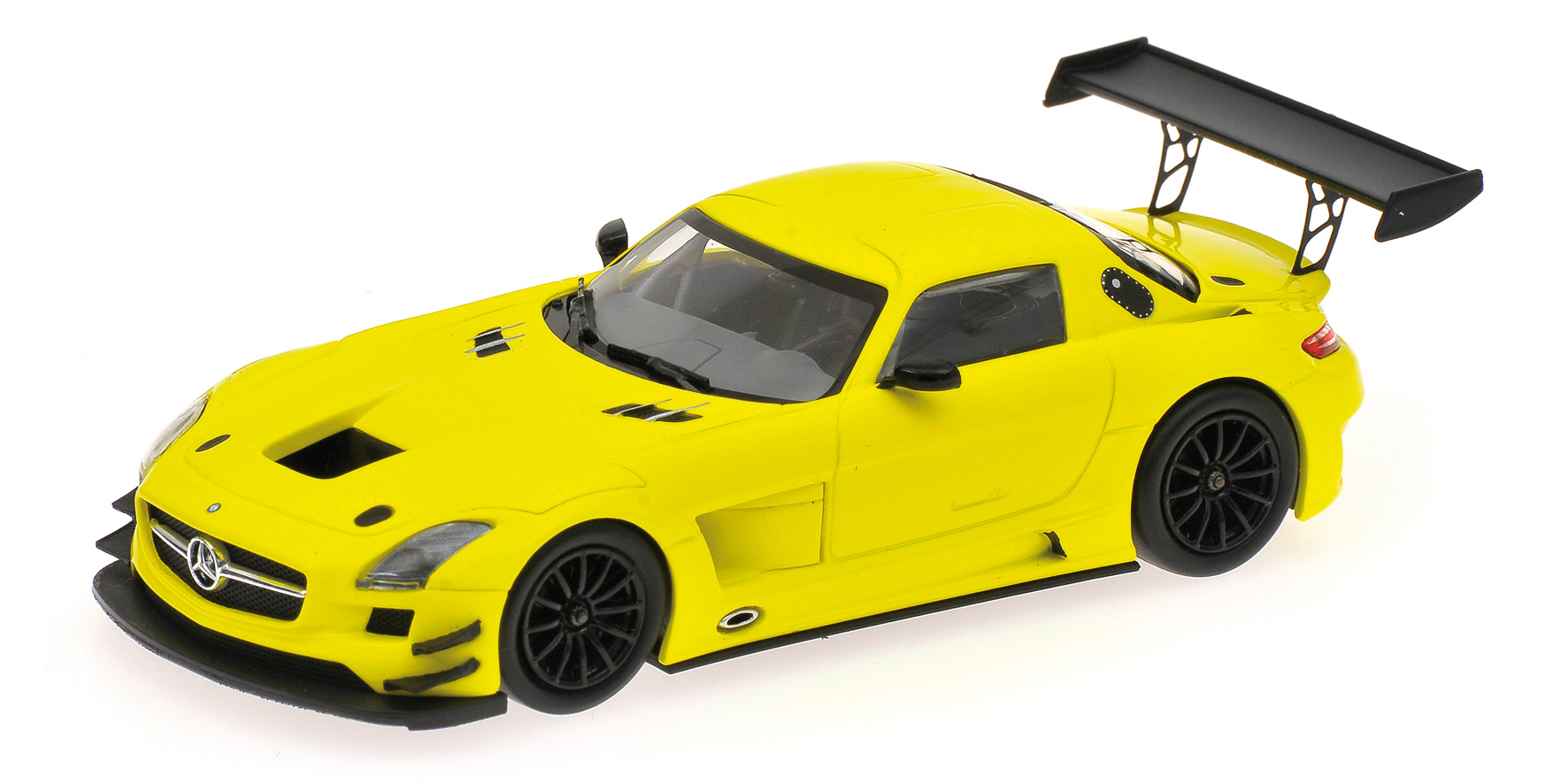 MERCEDES-BENZ SLS AMG GT3 - 'STREET' - YELLOW - 2011