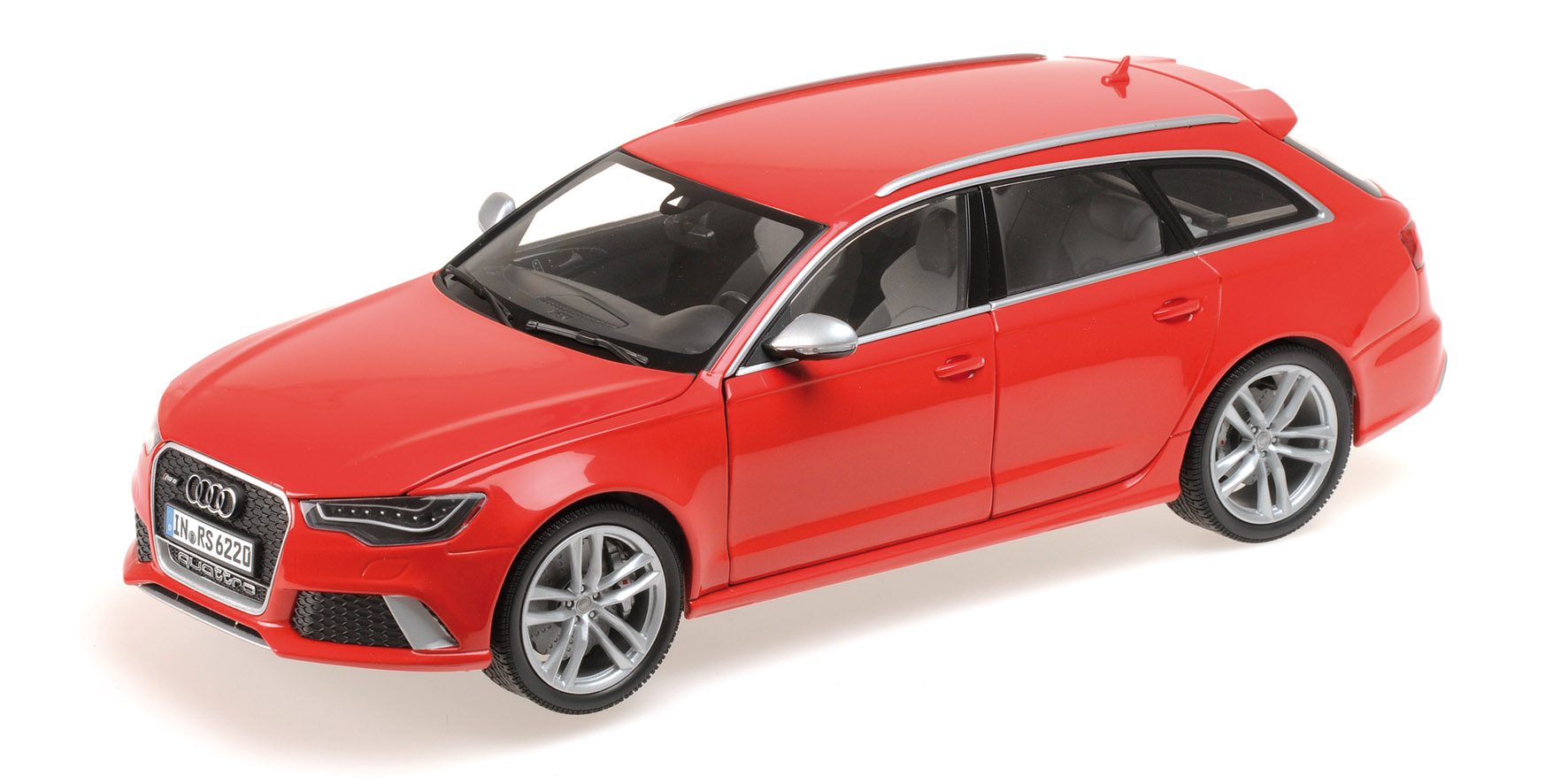 AUDI RS6 AVANT - 2013 - RED