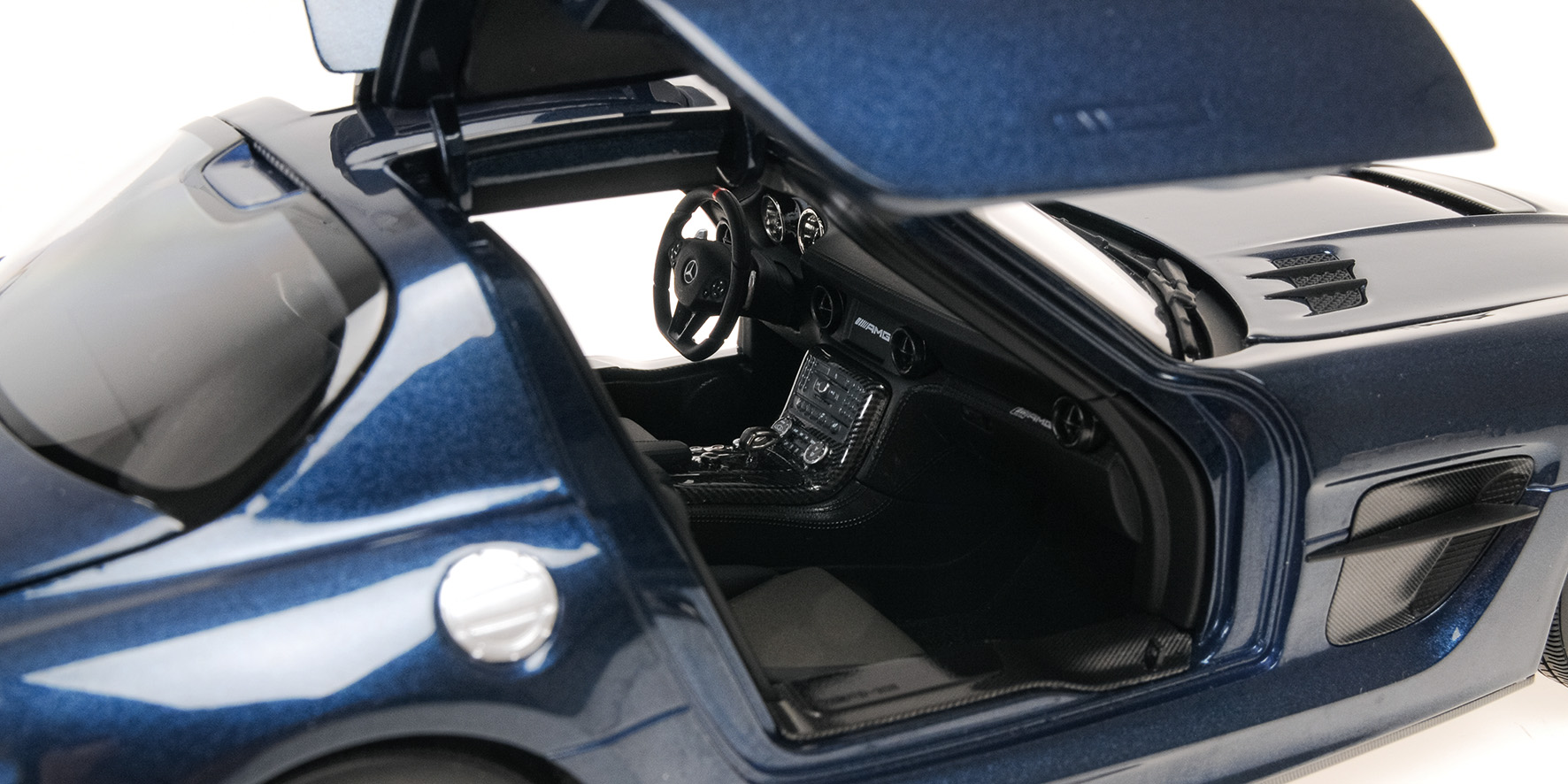 MERCEDES-BENZ SLS AMG BLACK SERIES - 2013 - AMG DAYTONA BLUE METALLIC