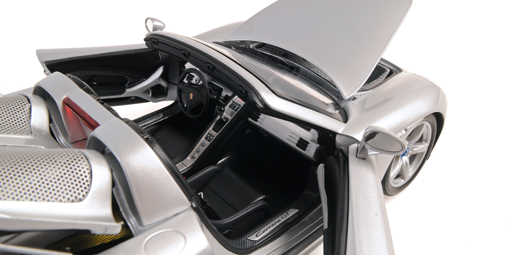 PORSCHE CARRERA GT - 2003 - SILVER