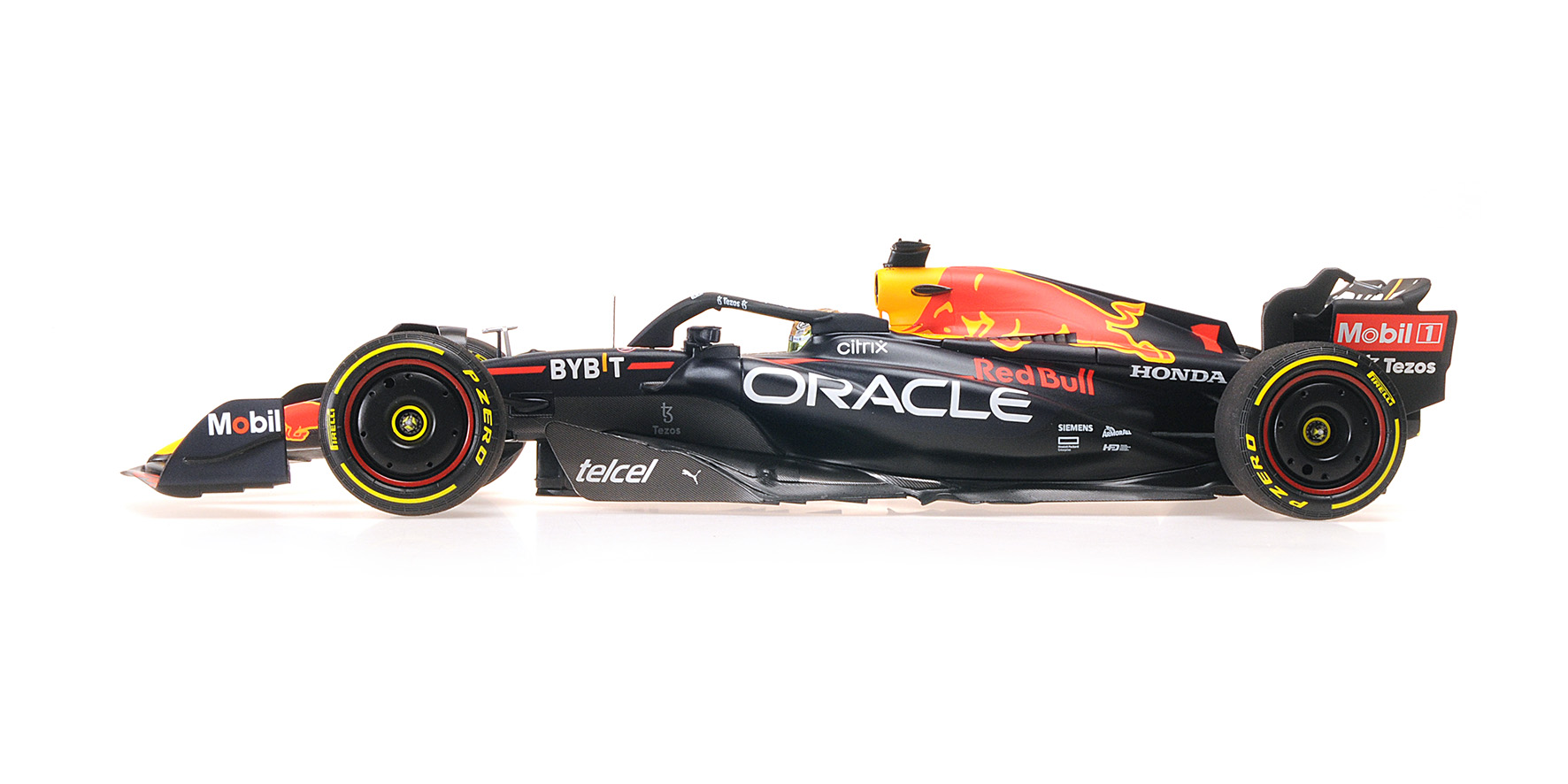 ORACLE RED BULL RACING RB18 - MAX VERSTAPPEN - WINNER MEXICAN GP 2022