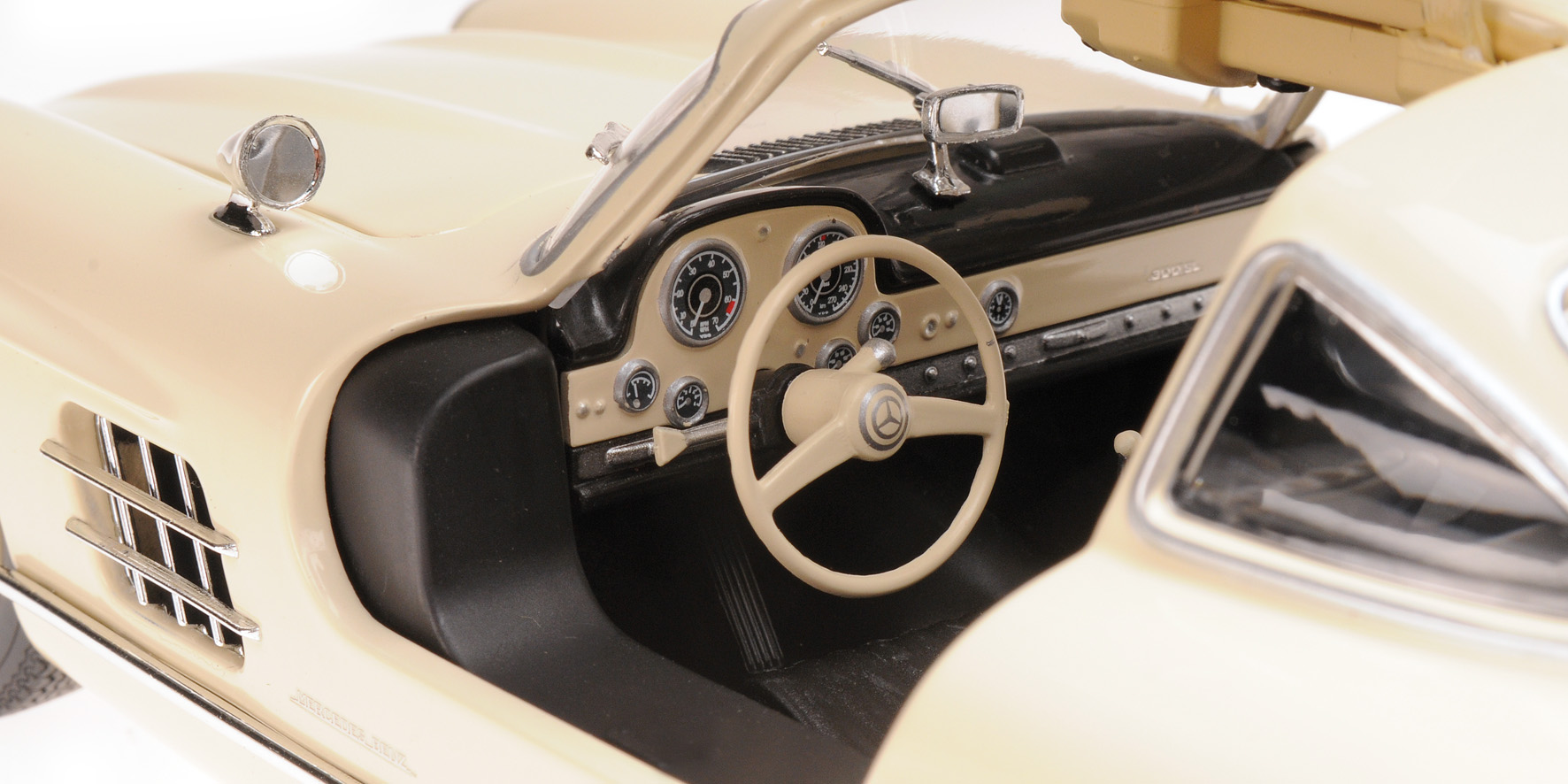 MERCEDES-BENZ 300 SL (W198) - 1955 - CREME