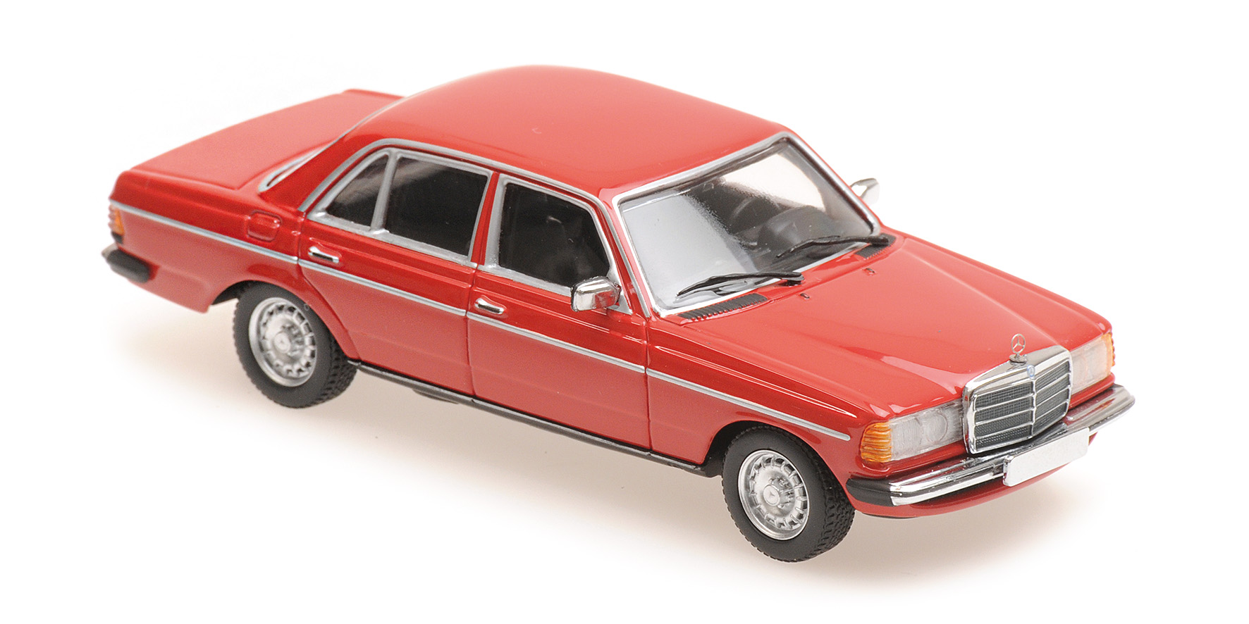 MERCEDES-BENZ (W123) 230E - 1982 - RED