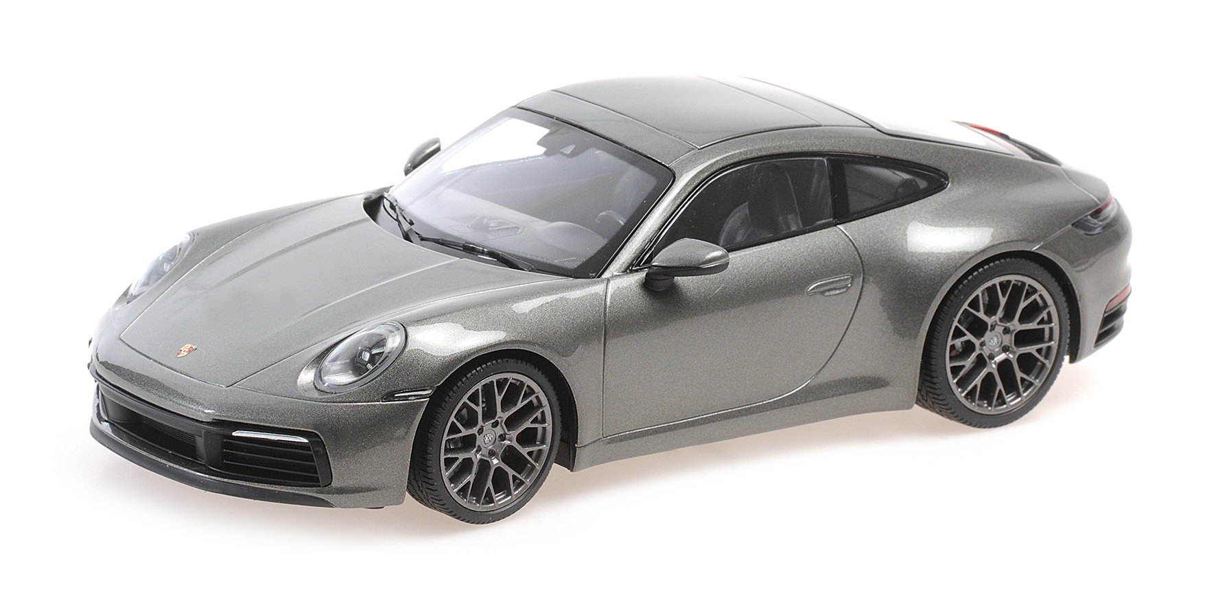PORSCHE 911 CARRERA 4S - 2019 - GREEN METALLIC