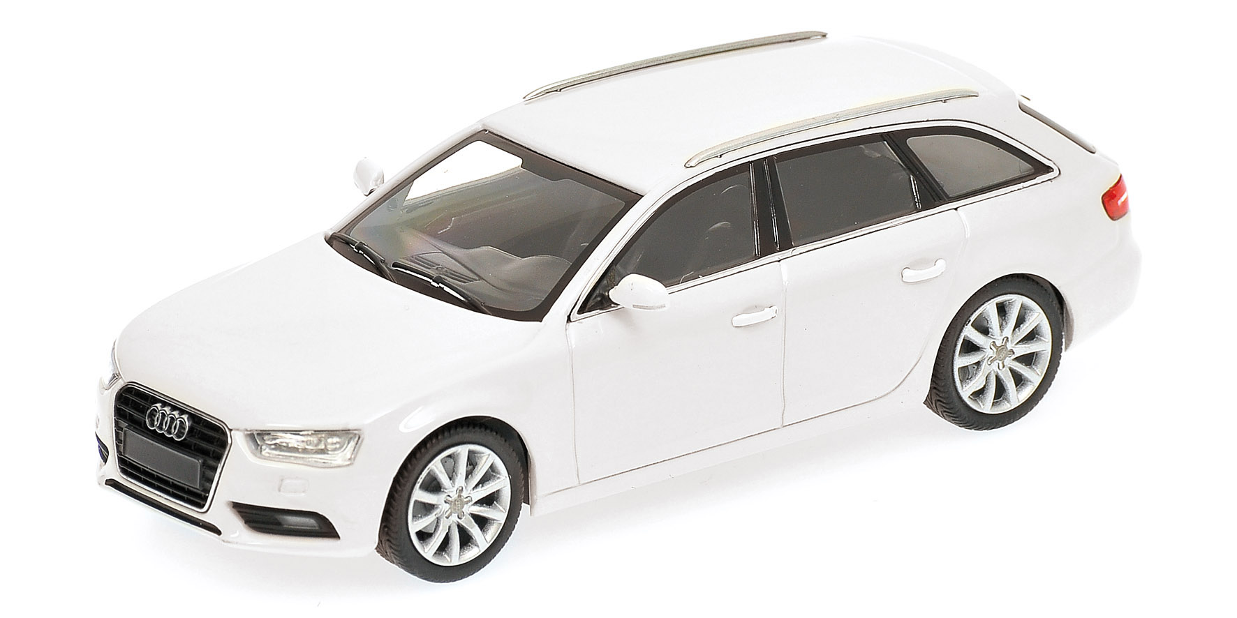 AUDI A4 AVANT - 2011 - WHITE