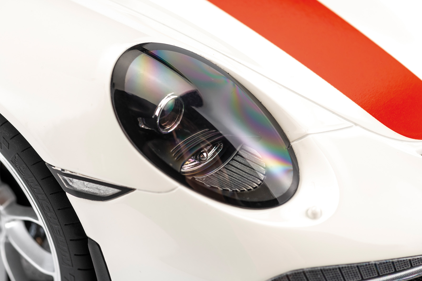 PORSCHE 911 (991.1) R - 2016 - WEISS ROTES DEKOR (191)
