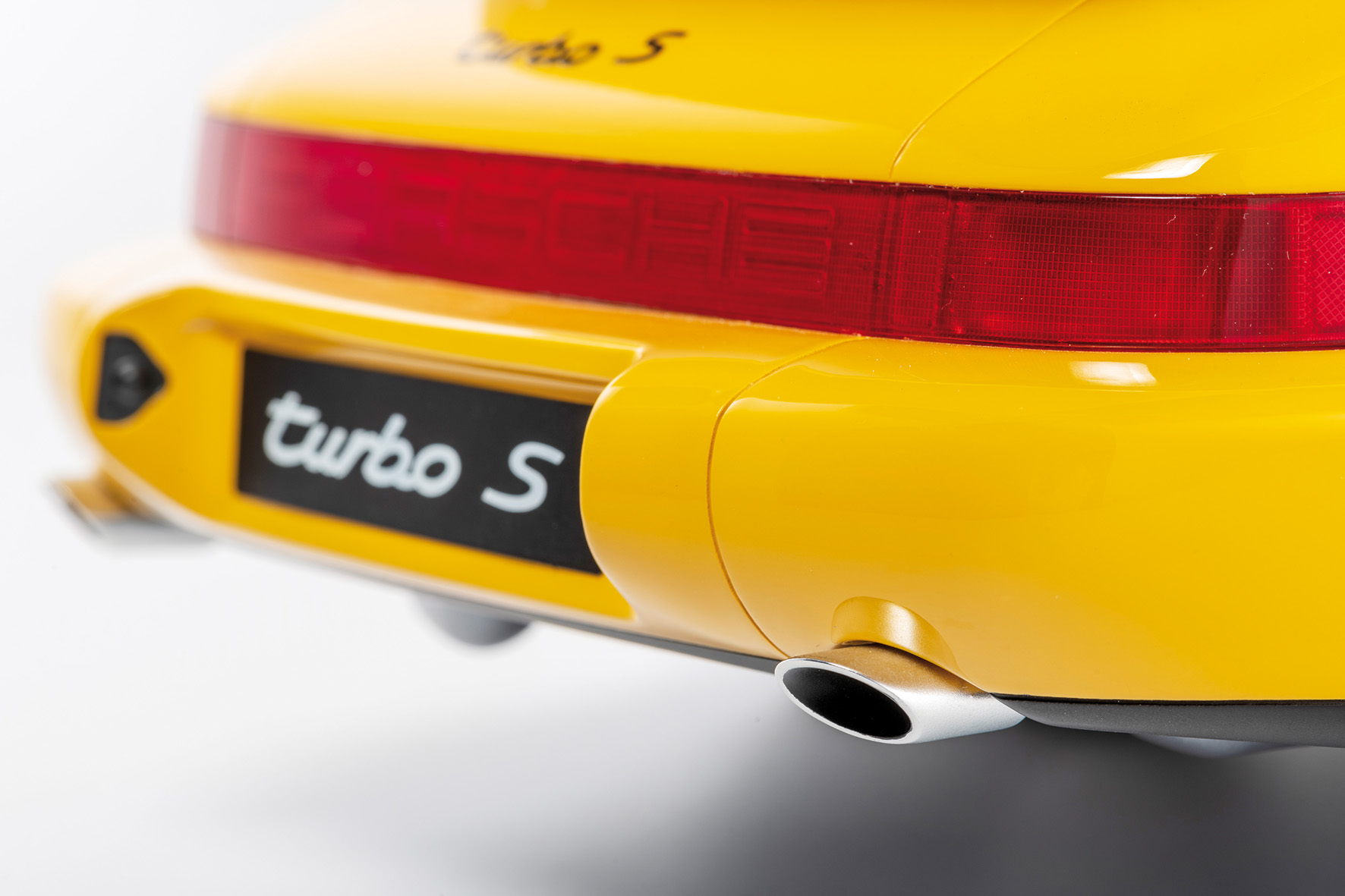 PORSCHE 911 (964) TURBO S - 1992 - SPEEDGELB