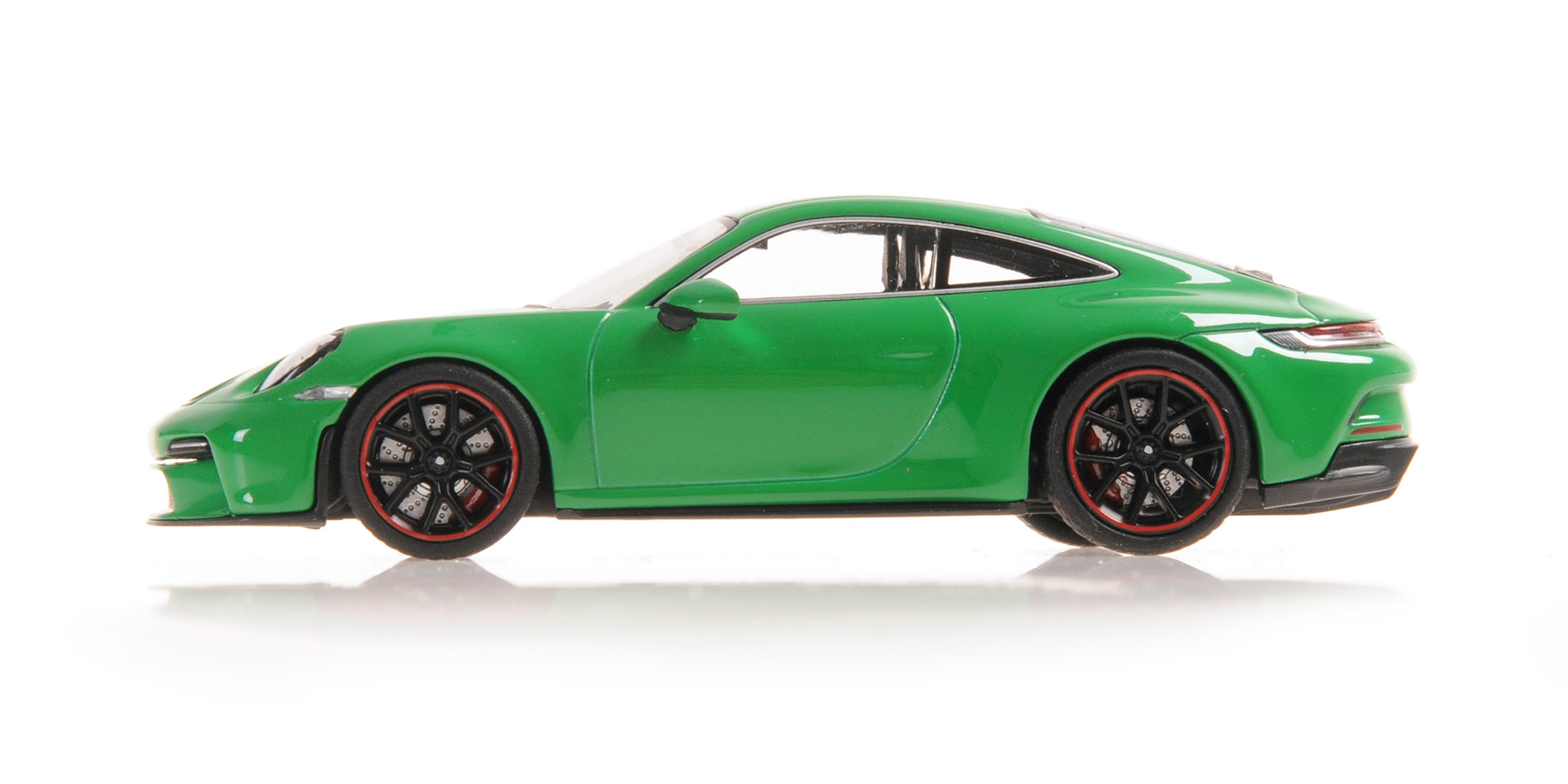 PORSCHE 911 (992) GT3 TOURING - 2021 - GREEN W/BLACK WHEELS