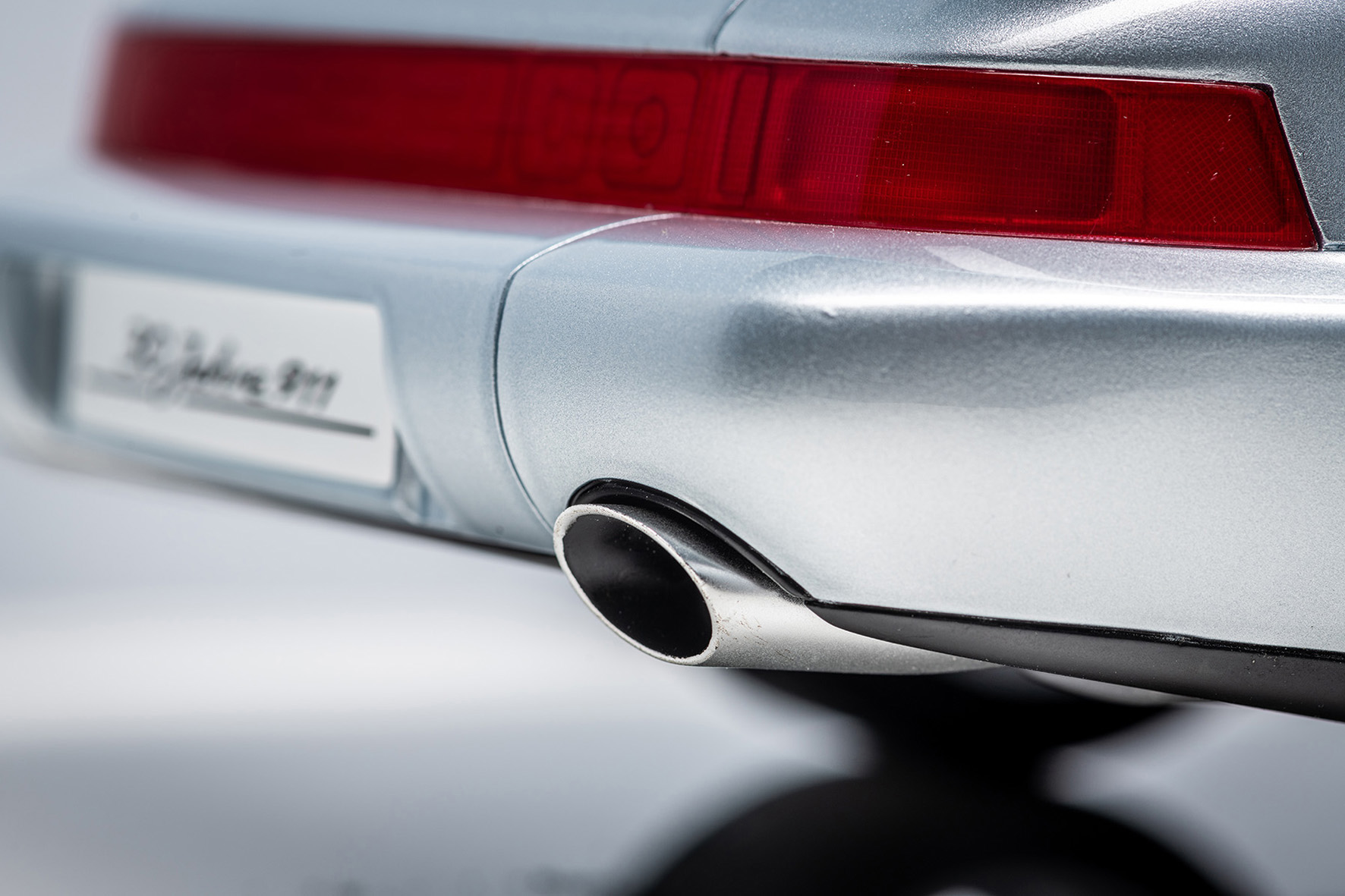 PORSCHE 911 (964) 30 JAHRE 911 - 1993 - POLAR-SILBER-METALLIC (99)