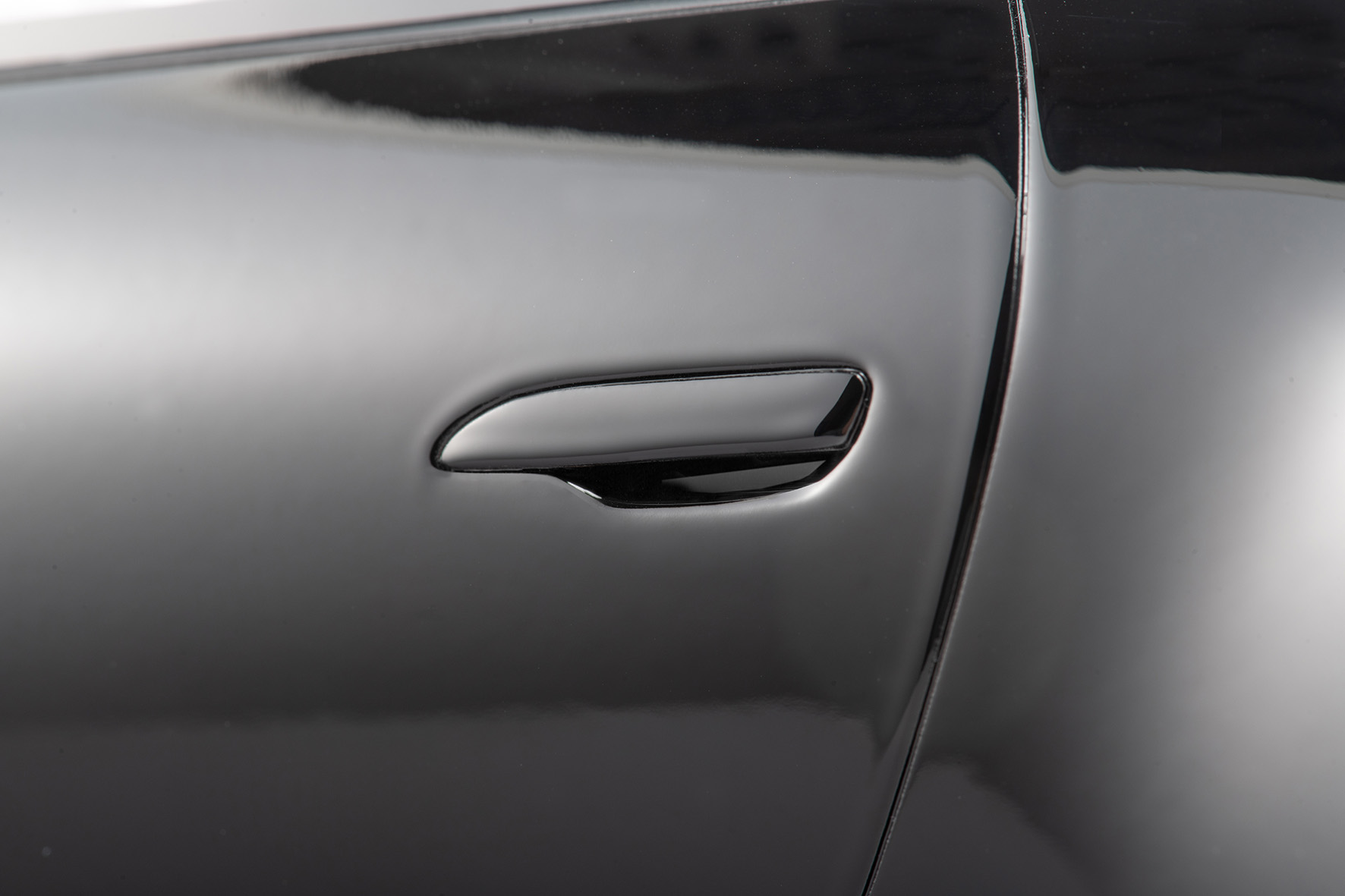PORSCHE 911 (992) CARRERA 4S - 2020 - TIEFSCHWARZMETALLIC