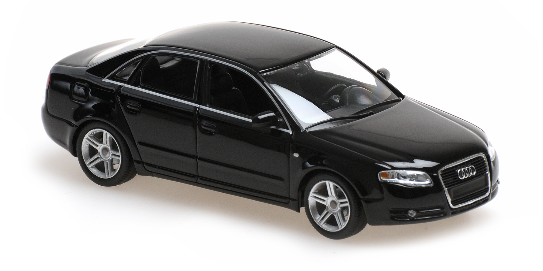 AUDI A4 - 2004 - BLACK