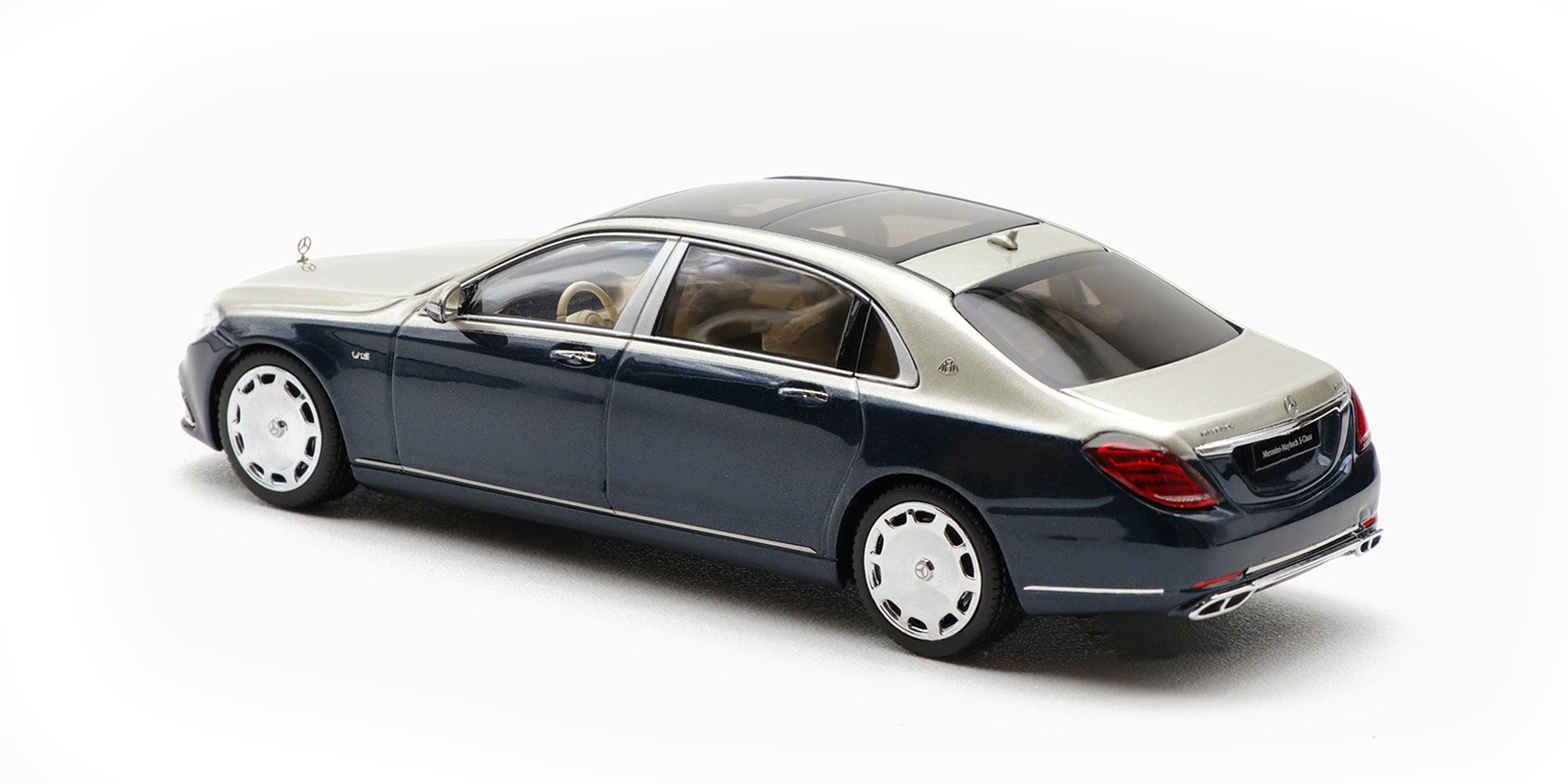 MERCEDES-MAYBACH S-CLASS - 2019 - ANTHRACITE BLUE/AGONITE SILVER