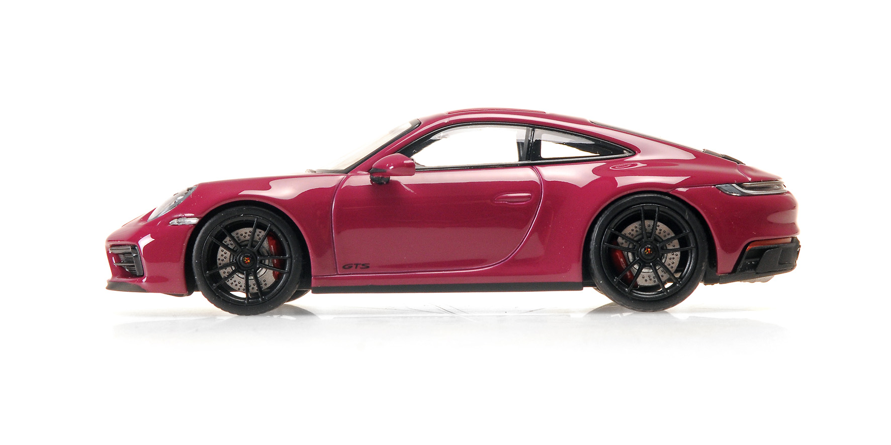 PORSCHE 911 (992) CARRERA 4 GTS - 2019 - RUBYSTAR