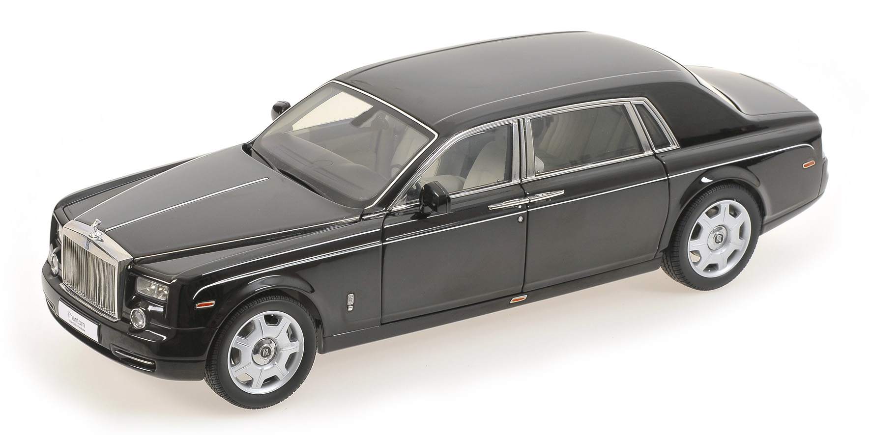 ROLLS ROYCE PHANTOM EWB - 2003 - BLACK