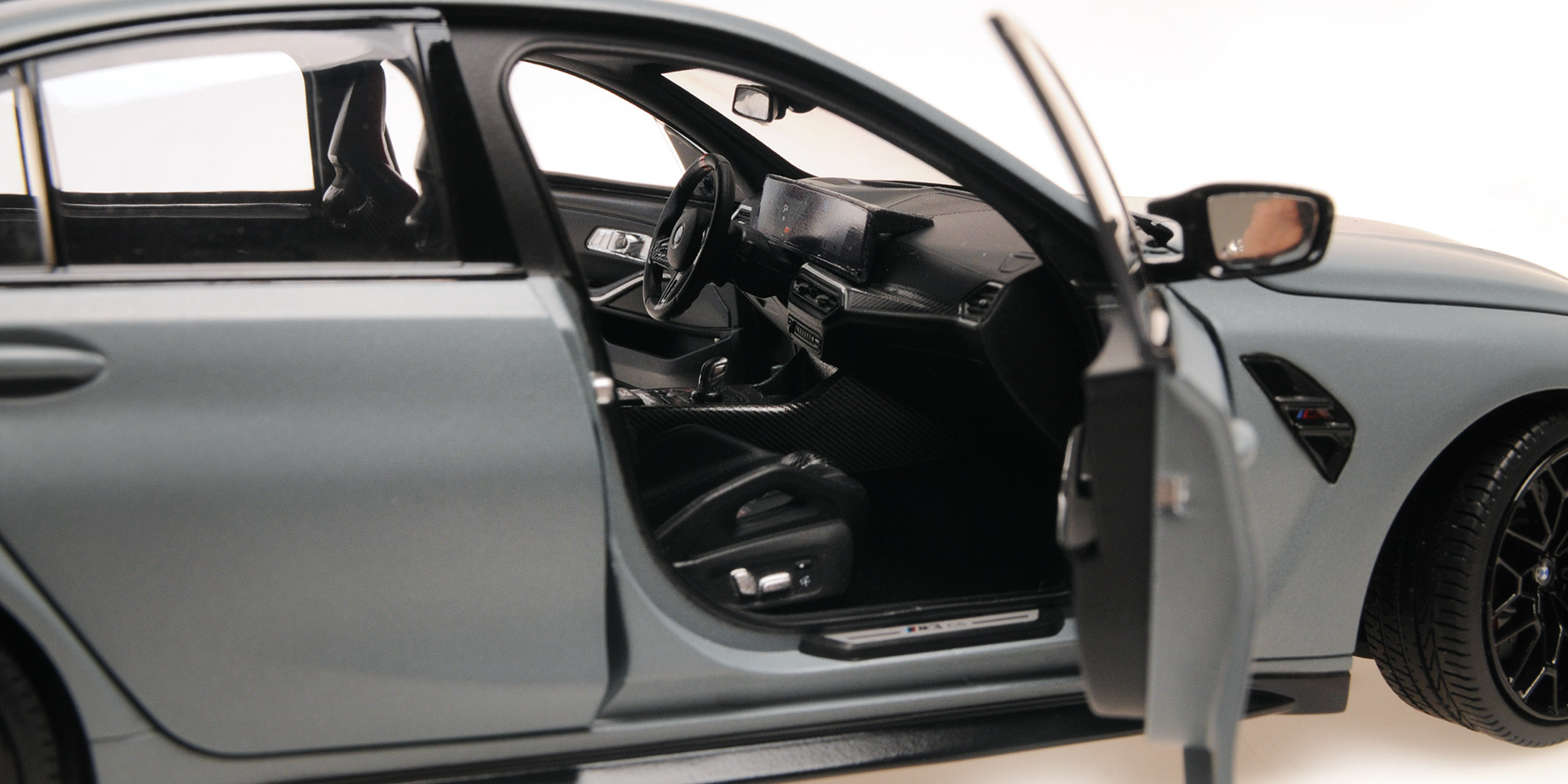 BMW M3 CS - 2023 - GREY METALLIC