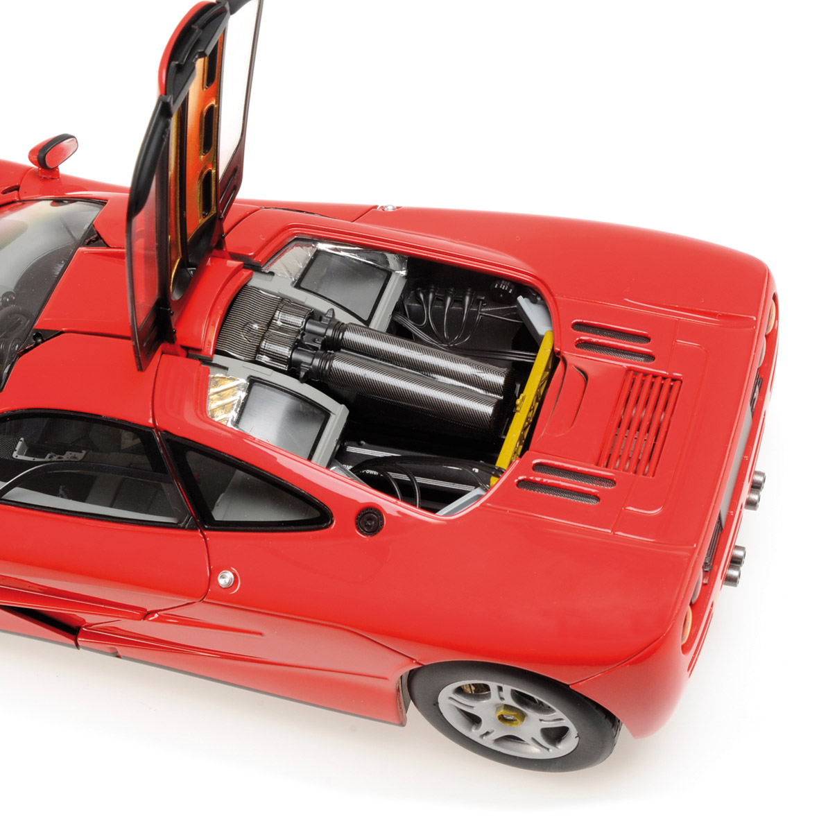 MCLAREN F1 - ROAD CAR - 1993 - RED