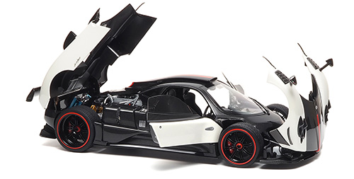 PAGANI ZONDA CINQUE COUPE - 2009 - RHD - BIANCO BENNY (850604001)