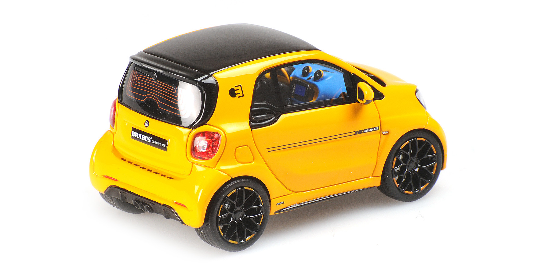 SMART BRABUS ULTIMATE E CONCEPT - IAA 2017 - YELLOW