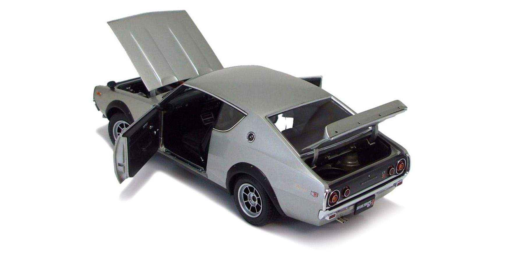 NISSAN SKYLINE 2000 GT-R (KPGC110) - SILVER (08255S)