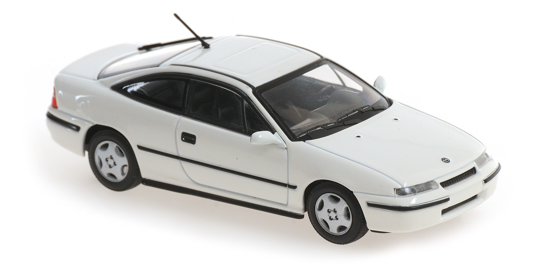 OPEL CALIBRA - 1989 - WHITE