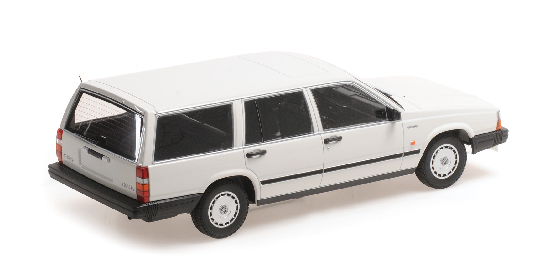 VOLVO 740 GL BREAK - 1986 - WHITE