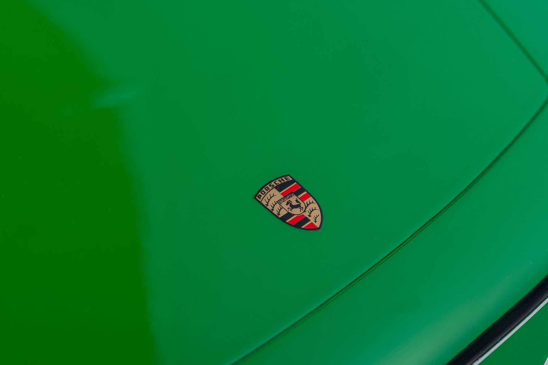 PORSCHE 911 (992) CARRERA 4S CABRIOLET - 2020 - PYTHONGRÜN