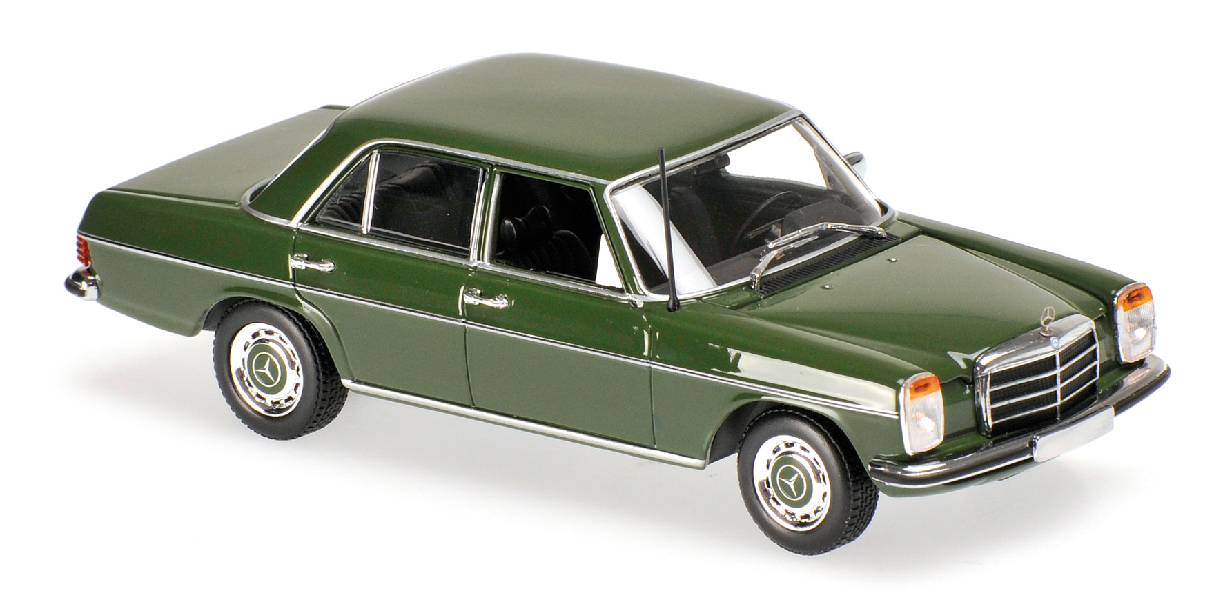 MERCEDES-BENZ 200D (W114/115) - 1973 - DARK GREEN