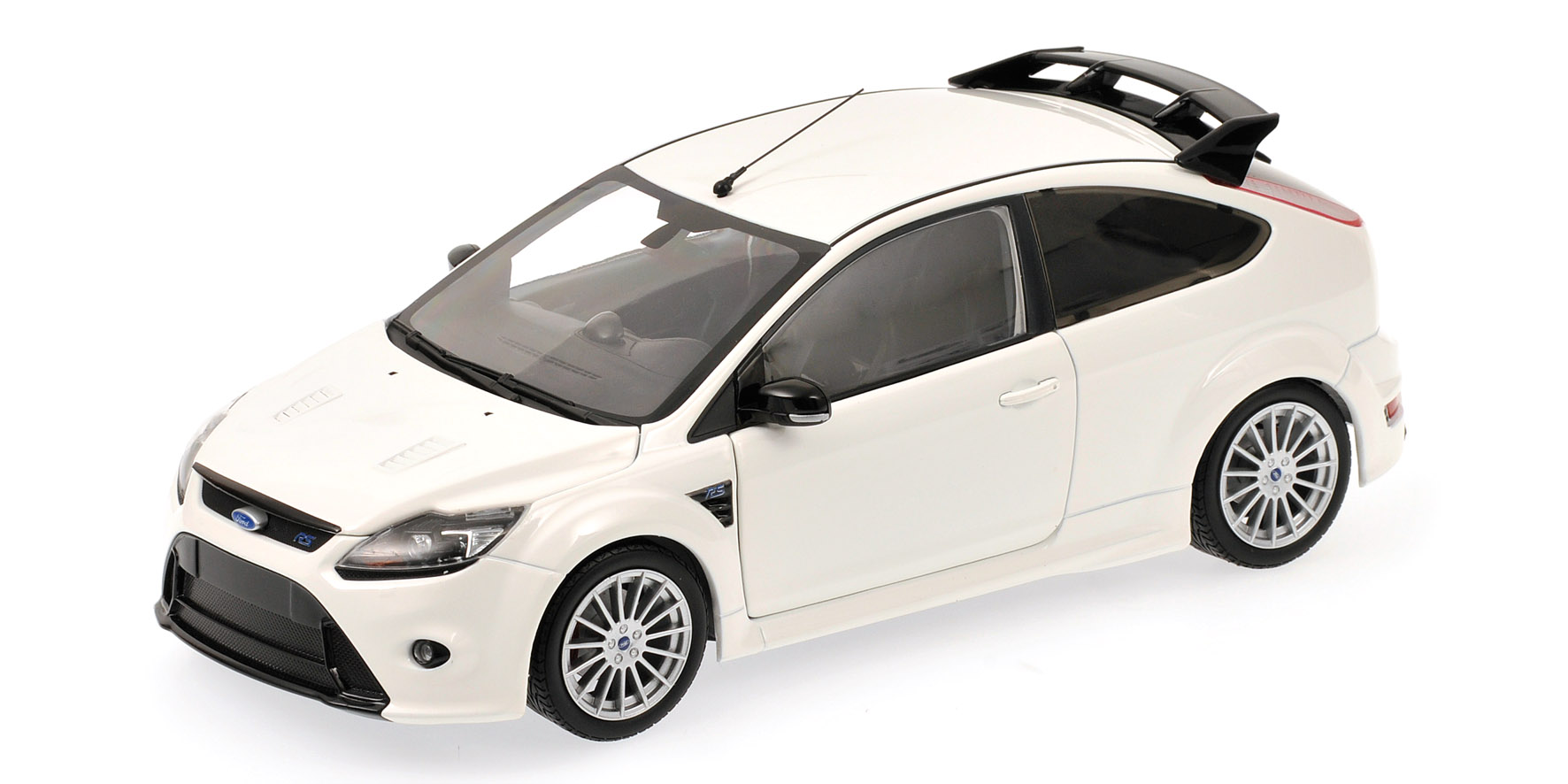 FORD FOCUS RS - 2010 - WHITE