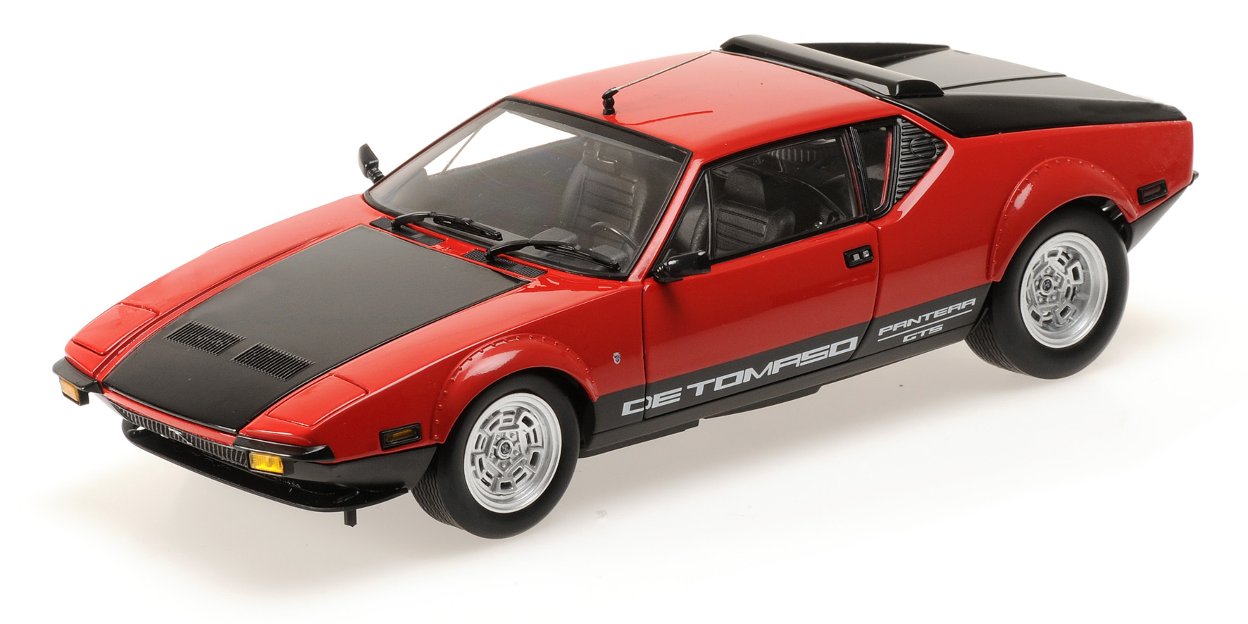 DE TOMASO PANTERA GTS RED/BLACK (08852RK)