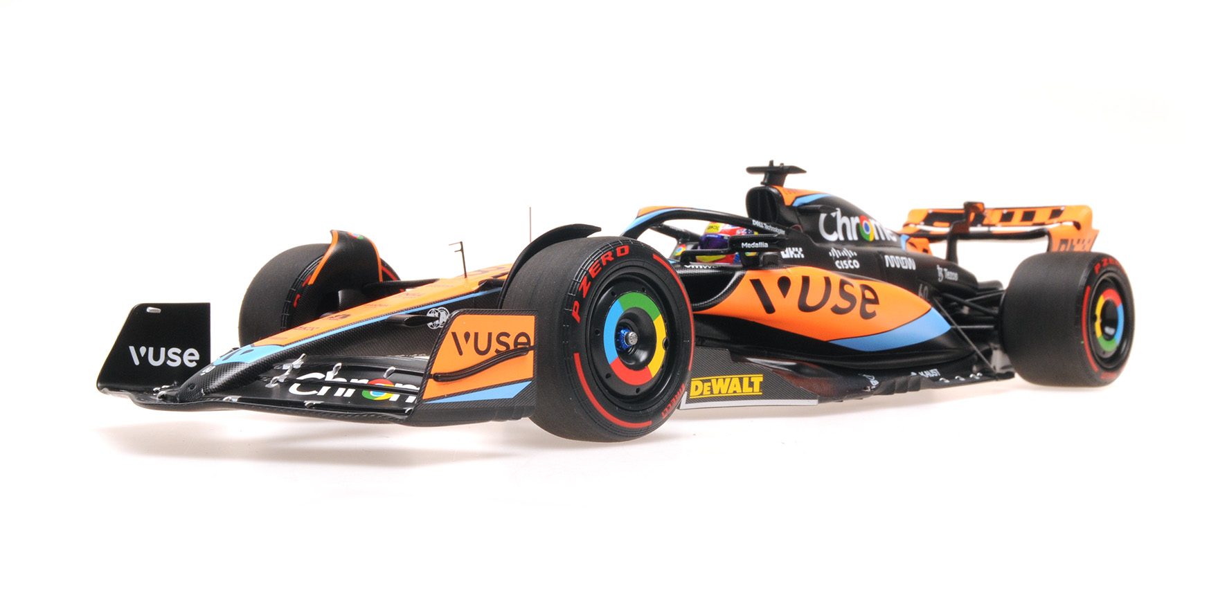 MCLAREN F1 TEAM MCL60 - OSCAR PIASTRI - BAHRAIN GP 2023
