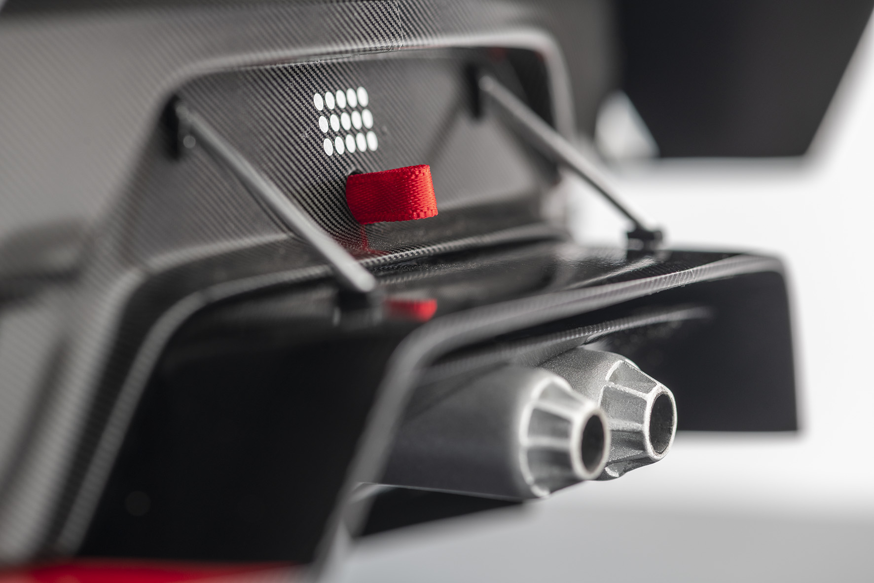 PORSCHE 935/19 - 2019 - WEISS MARTINI DESIGN (135)