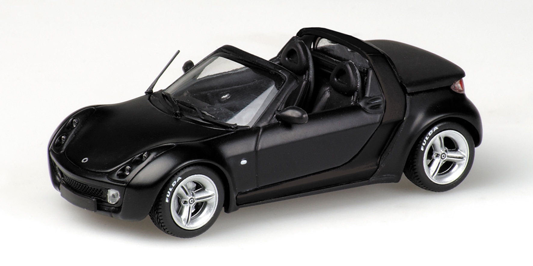 SMART ROADSTER - 2003 - MATT BLACK - 'FULDA' - EXCLUSIVE