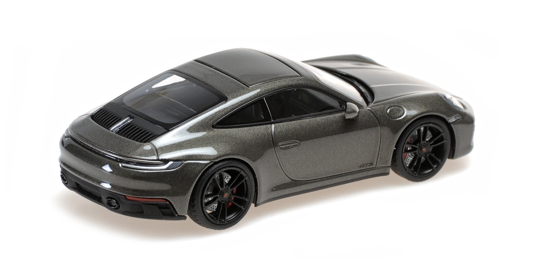 PORSCHE 911 (992) CARRERA 4 GTS - 2019 - GREEN METALLIC