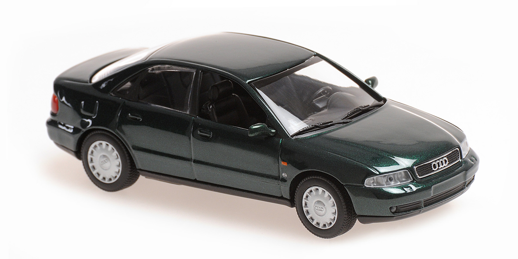 AUDI A4 - 1995 - GREEN METALLIC