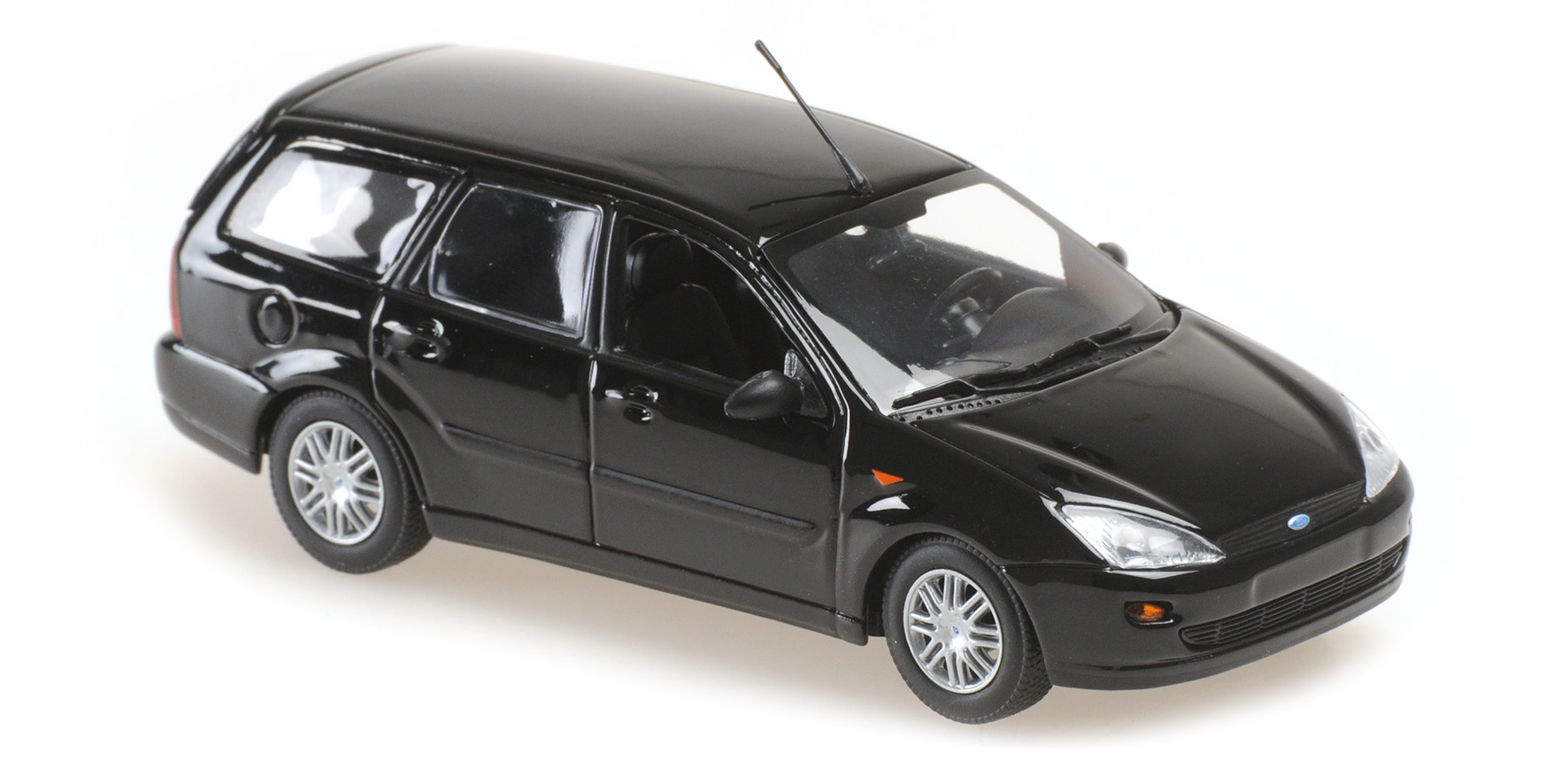 FORD FOCUS TURNIER - 1998 - BLACK